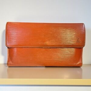 Louis Vuitton Epi Trifold Wallet – Kenyan Fawn (1995)